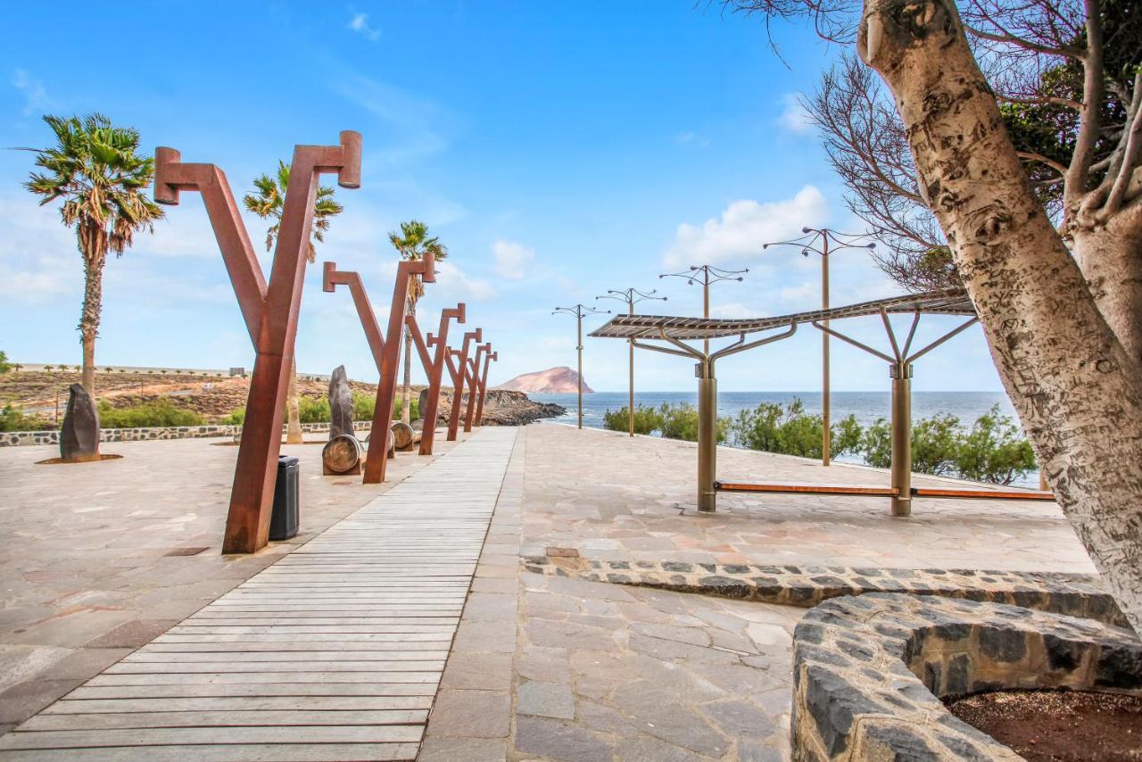 Ocean Blue, Next To The Ocean, Fast Wi-Fi Apartment Los Abrigos Exterior photo