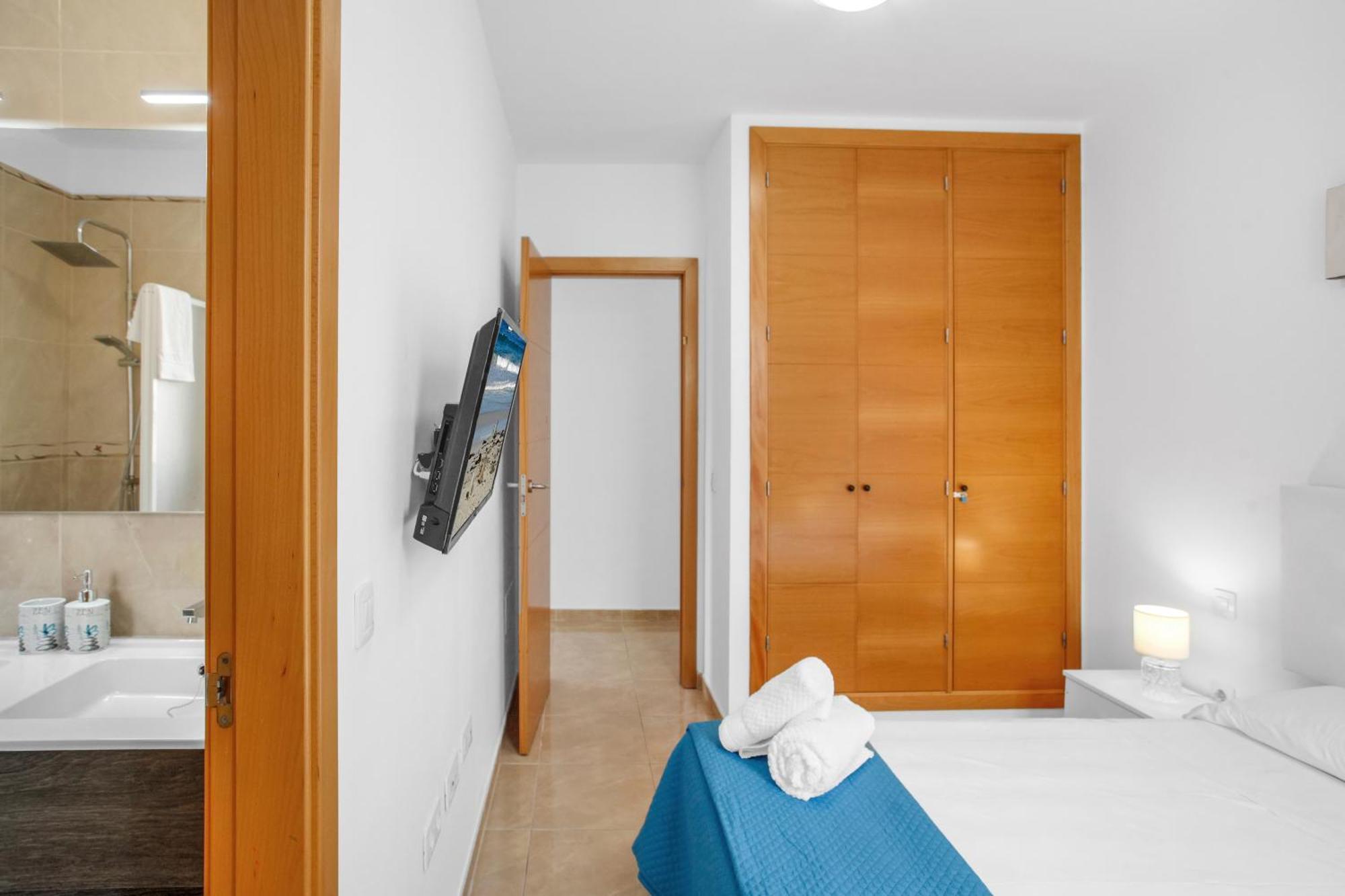Ocean Blue, Next To The Ocean, Fast Wi-Fi Apartment Los Abrigos Exterior photo
